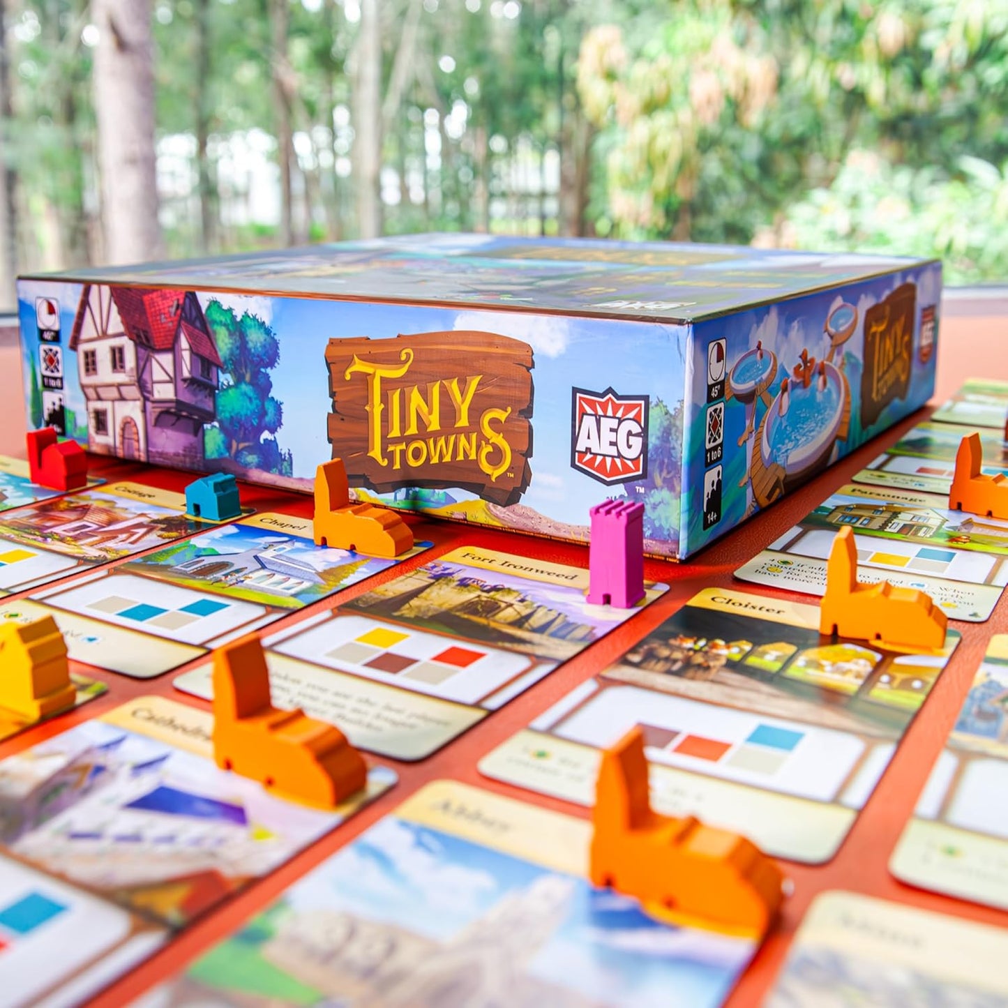 Tiny Towns